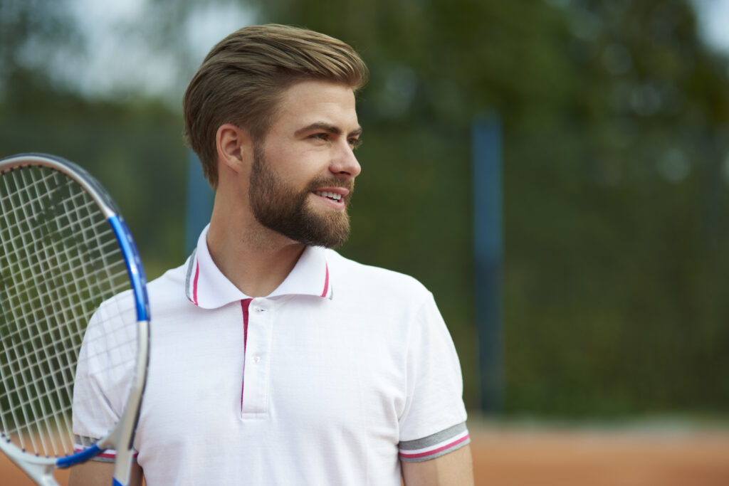 Julien Pasquet : le parcours, la voix et l’influence d’un journaliste engagé sur CNews 2 1