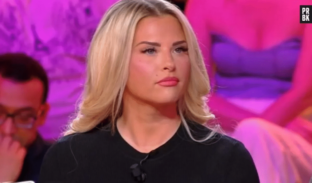 Kelly Vedovelli : du buzz à la résilience – parcours, révélations et avenir d’une icône médiatique 2 image 84